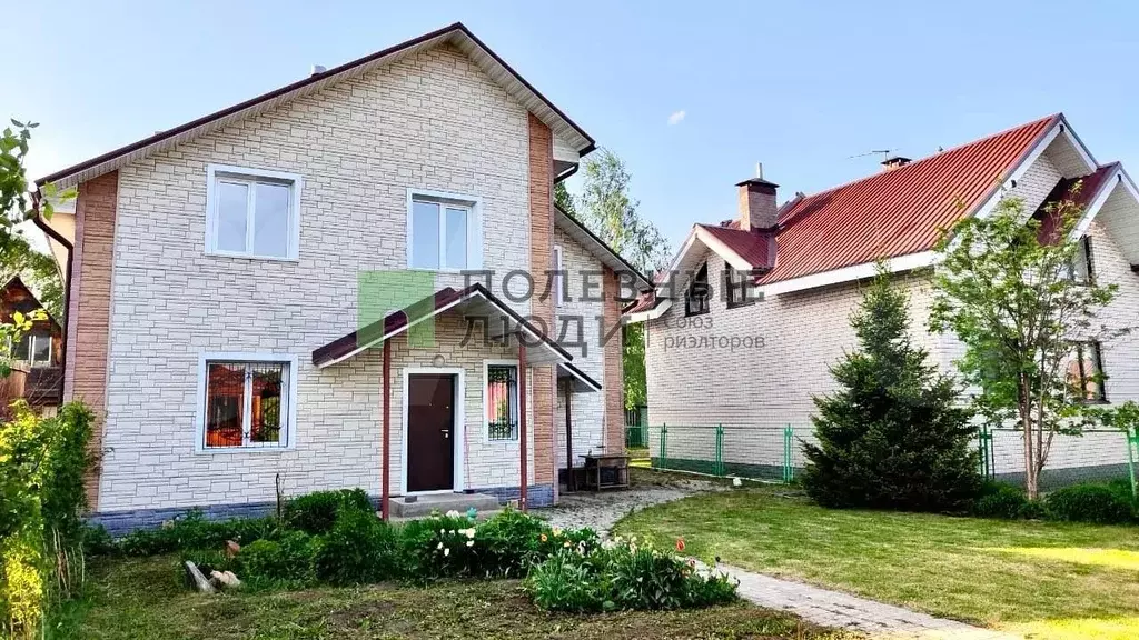 Дача 200 м на участке 9,3 сот. - Фото 0