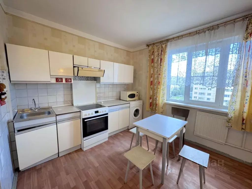 3-к кв. Санкт-Петербург просп. Ударников, 27К1 (71.3 м) - Фото 1