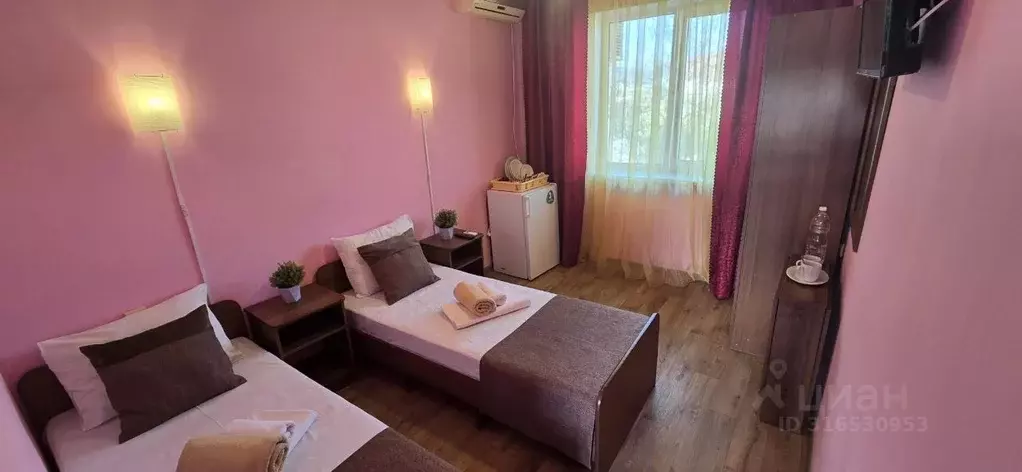 Комната Краснодарский край, Геленджик Десантная ул., 9Б (16.0 м) - Фото 0