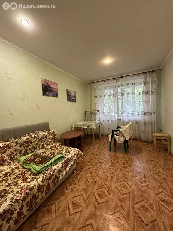 2-комнатная квартира: Алушта, улица Ленина, 45 (43.5 м) - Фото 1