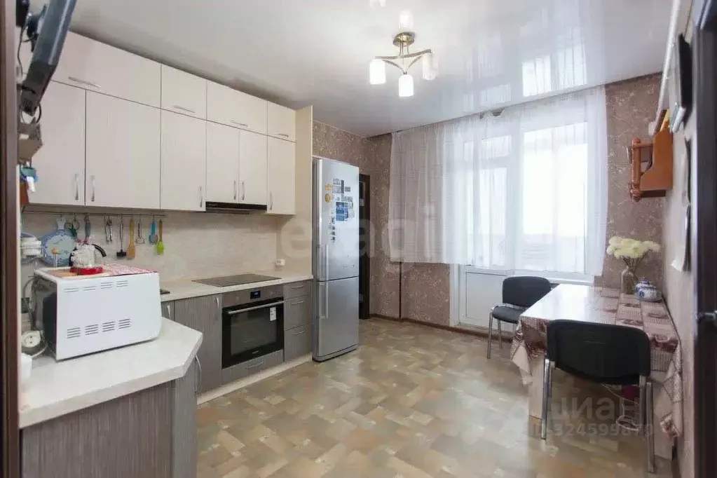 2-к кв. Ханты-Мансийский АО, Сургут ул. Ивана Захарова, 19 (49.96 м) - Фото 1