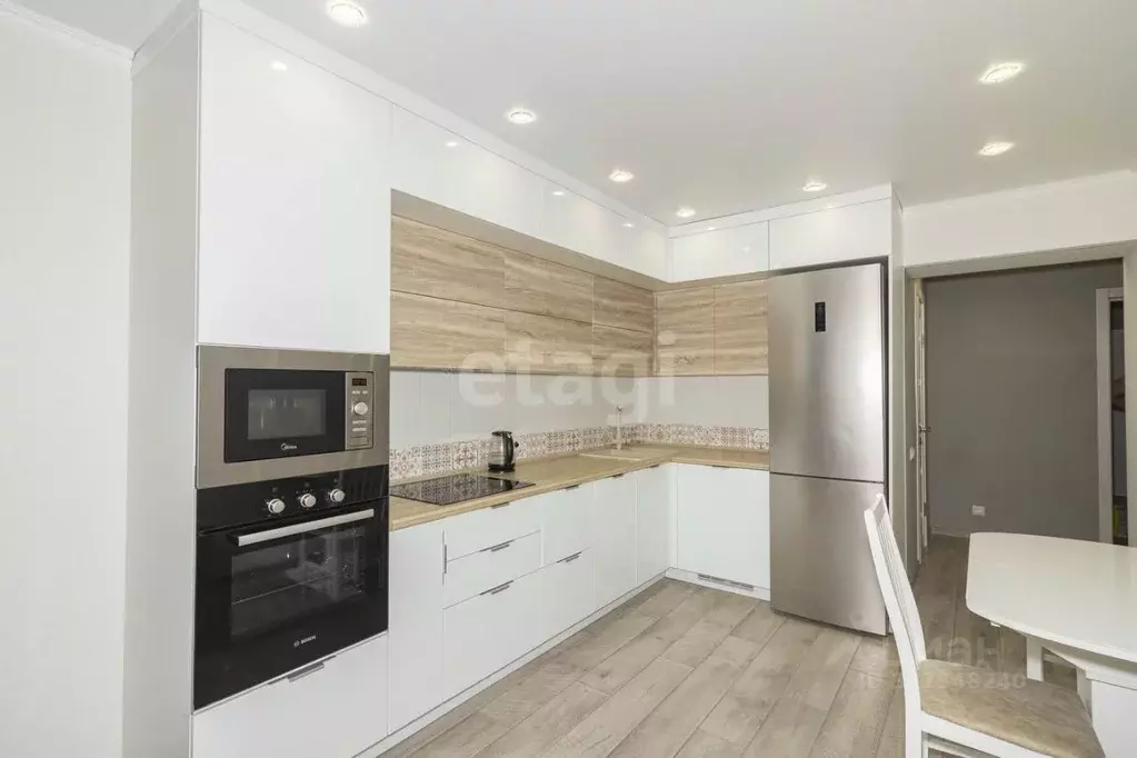 2-к кв. Тюменская область, Тюмень Олимпийская ул., 9/3 (58.6 м) - Фото 1