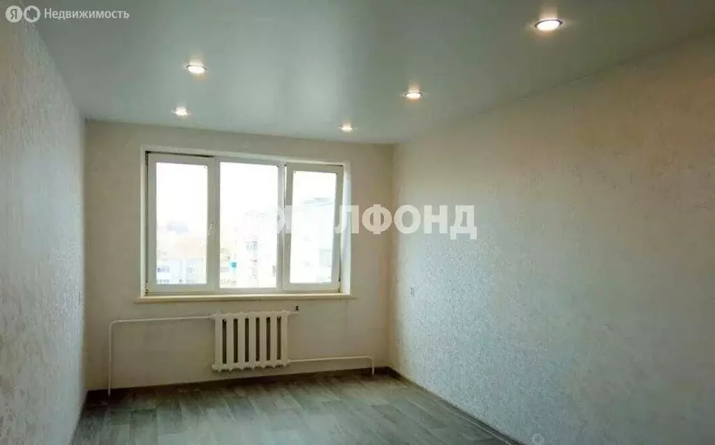 1-комнатная квартира: Кемерово, улица Сибиряков-Гвардейцев, 19 (23 м) - Фото 0