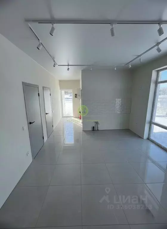 Дом в Крым, Симферопольский район, с. Трудовое  (76 м) - Фото 1