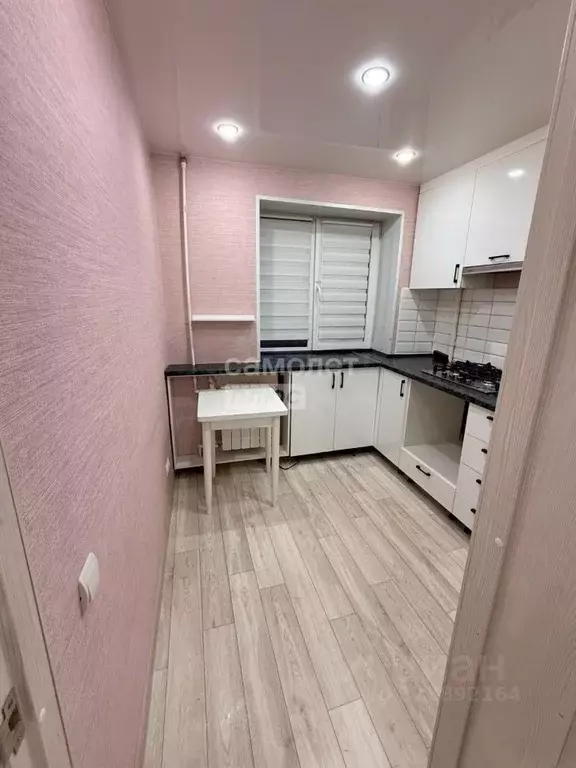 1-к кв. Волгоградская область, Волгоград ул. 64-й Армии, 79 (32.1 м) - Фото 2