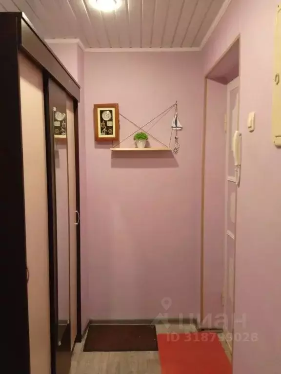 1-к кв. Свердловская область, Новоуральск Комсомольская ул., 17 (30.0 ... - Фото 0