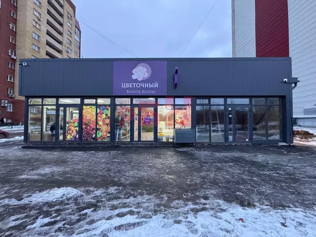 Торговая площадь в Тюменская область, Тюмень ул. Пермякова, 68/2/1 (50 ... - Фото 1