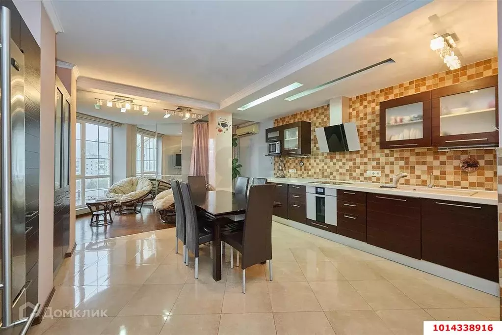 Продаётся 3-к квартира, 180.8 м - Фото 0