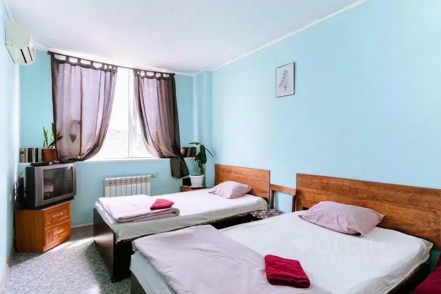 Комната Омская область, Омск ул. 2-я Солнечная, 49В (15.0 м) - Фото 1