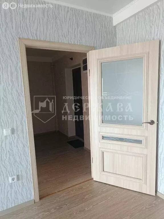1-комнатная квартира: Междуреченск, улица Лукиянова, 4А (42 м) - Фото 1