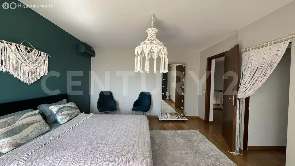 5-комнатная квартира: Ялта, улица Свердлова, 48 (240 м) - Фото 1