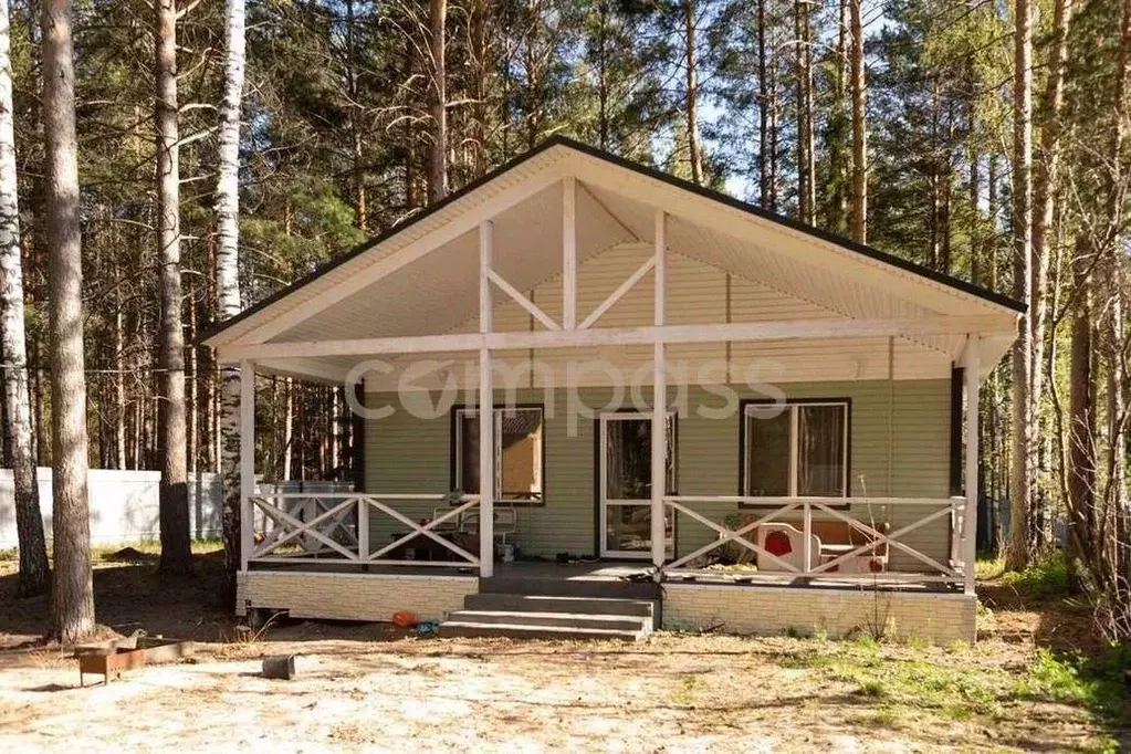 Дом в Тюменская область, Нижнетавдинский район, с. Тюнево  (130 м) - Фото 0
