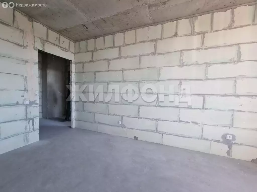 3-комнатная квартира: посёлок Шушары, Окуловская улица, 13 (87.5 м) - Фото 1