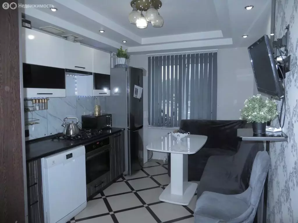 3-комнатная квартира: Редкино, улица Фадеева, 11 (68.3 м) - Фото 2