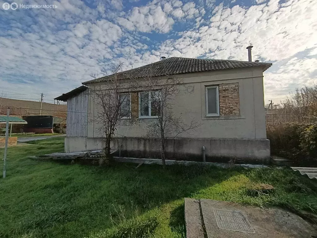 Дом в Бахчисарайский район, Почтовское сельское поселение, село ... - Фото 1