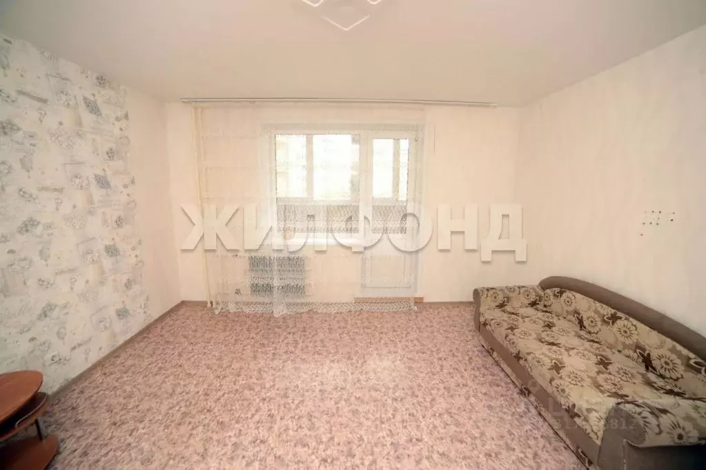 3-к кв. Новосибирская область, Новосибирск ул. Петухова, 14/5 (76.9 м) - Фото 0