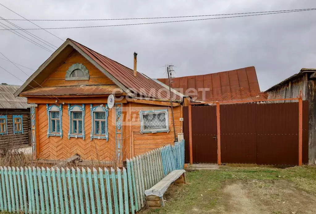 Дом в Челябинская область, Нязепетровск ул. Гагарина (35 м) - Фото 1