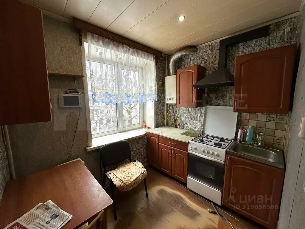 2-к кв. Новгородская область, Боровичи Ленинградская ул., 45А (44.4 м) - Фото 0