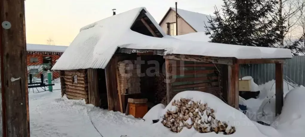 Дом в Коми, Сыктывкар городской округ, Краснозатонский пгт ул. ... - Фото 1