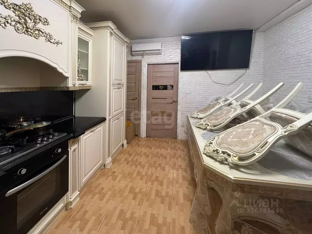 Таунхаус в Крым, Симферопольский район, Николаевка пгт ул. Октябрьской ... - Фото 2