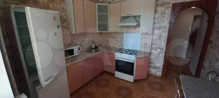 1-к. квартира, 38 м, 4/16 эт. - Фото 0