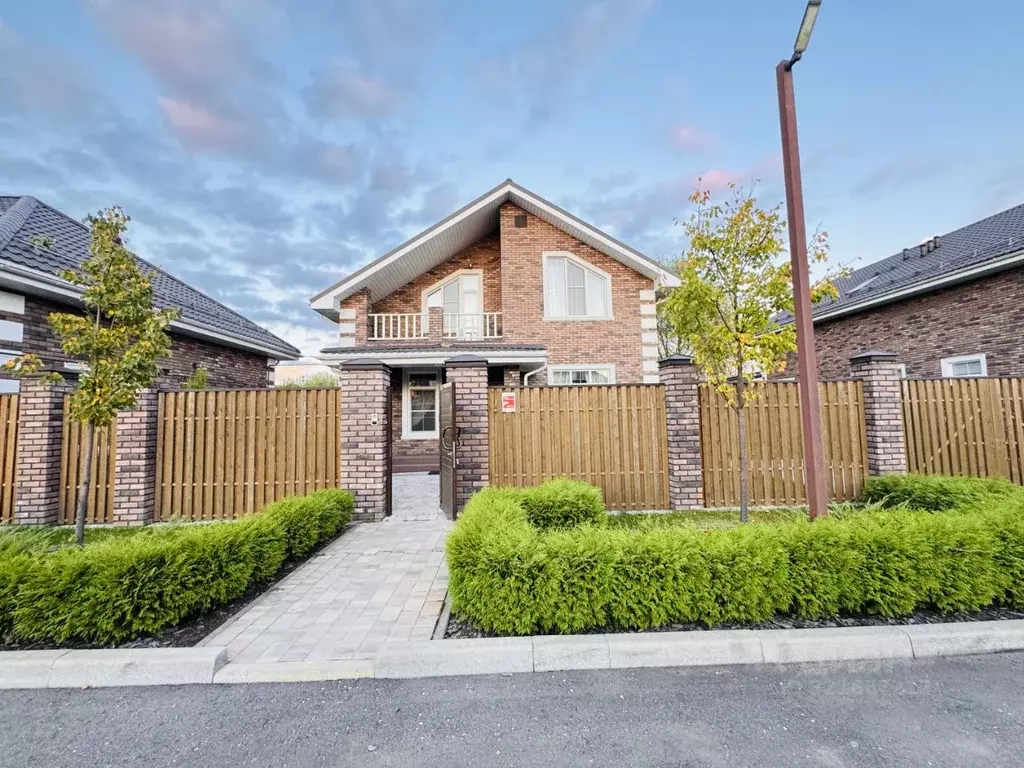 Коттедж в Московская область, Истра муниципальный округ, д. Падиково ... - Фото 0