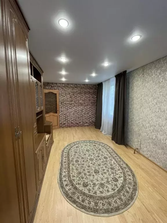 3-к кв. Челябинская область, Челябинск просп. Ленина, 28В (60.9 м) - Фото 2