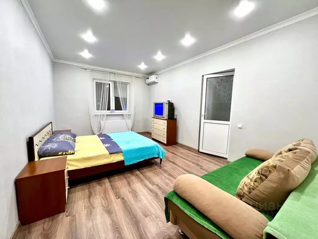 1-к кв. Краснодарский край, Краснодар ул. Парусная, 10к2 (47.0 м) - Фото 0