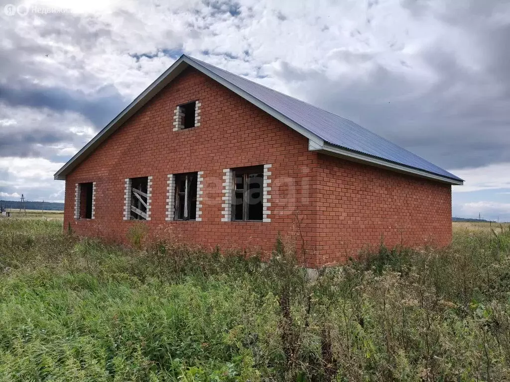 Дом в село Бишмунча, улица Чапаева (107 м) - Фото 1