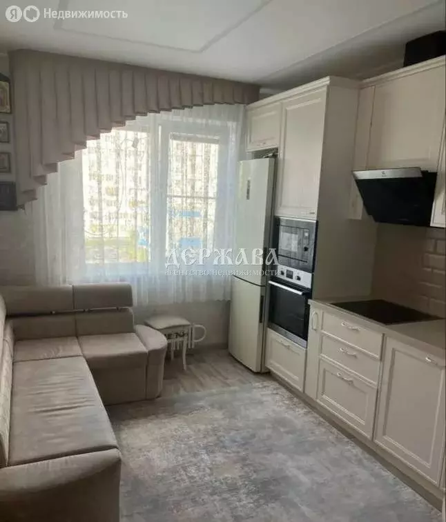 3-комнатная квартира: Старый Оскол, микрорайон Северный, 27 (63 м) - Фото 2