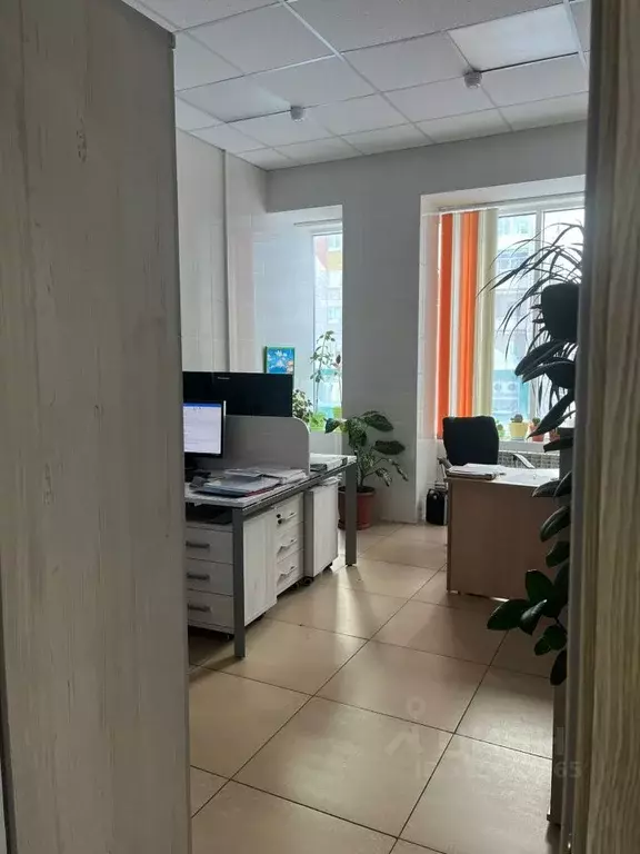 Помещение свободного назначения в Красноярский край, Норильск пл. ... - Фото 1