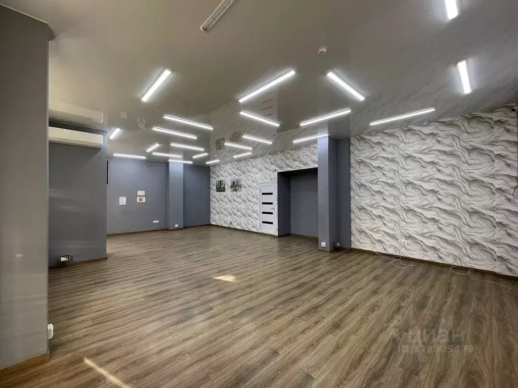 Офис в Краснодарский край, Краснодар ул. Героев-Разведчиков, 12/1 (96 ... - Фото 2