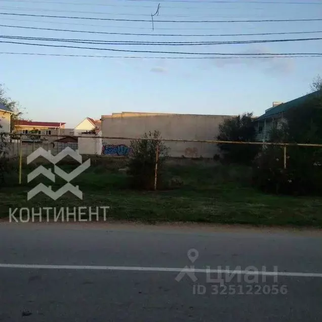 Участок в Крым, Сакский район, Штормовское с/пос, с. Поповка ул. ... - Фото 1