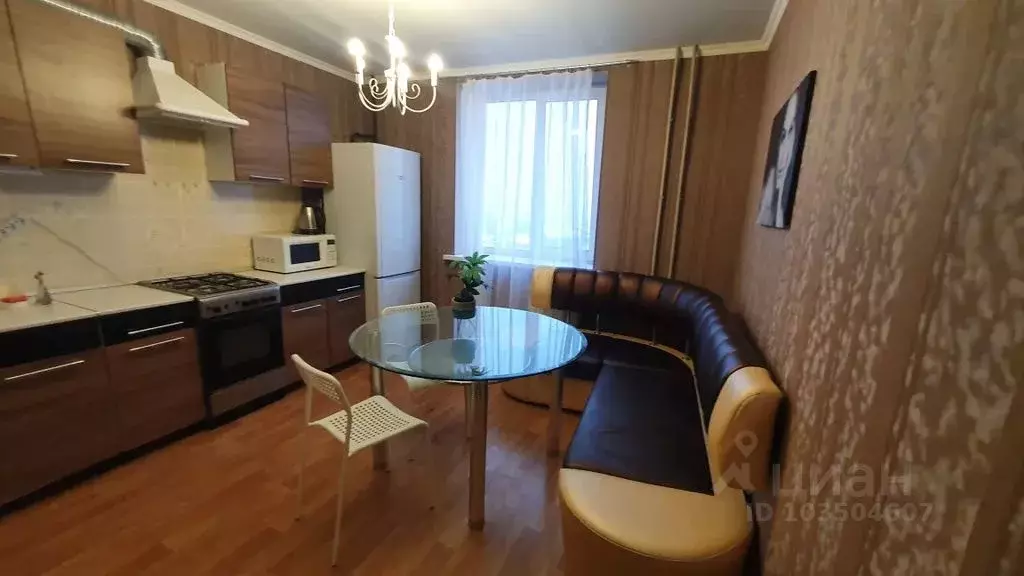 2-к кв. Курская область, Курск просп. Дружбы, 19б (55.0 м) - Фото 1