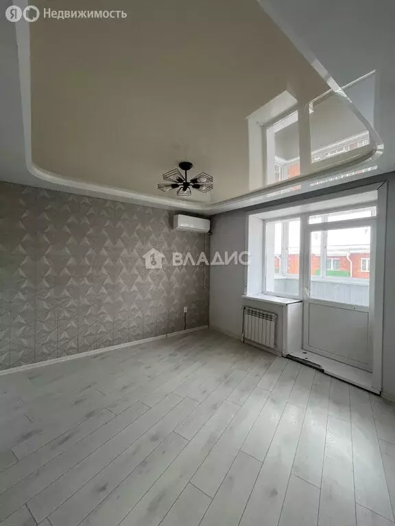 3-комнатная квартира: Улан-Удэ, Современная улица, 2 (72.9 м) - Фото 1