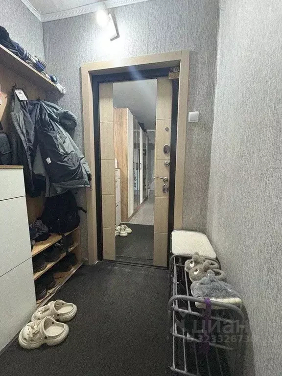 3-к кв. Хакасия, Сорск Усть-Абаканский район, Парковая ул. (63.8 м) - Фото 0