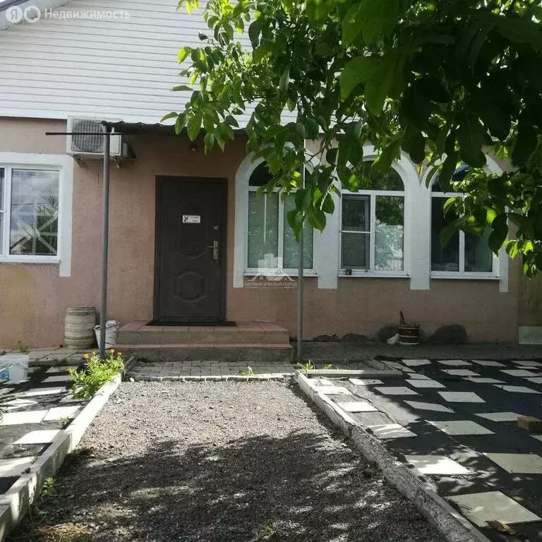 Дом в Октябрьский, рабочий посёлок Октябрьский, улица Маяковского (90 ... - Фото 1
