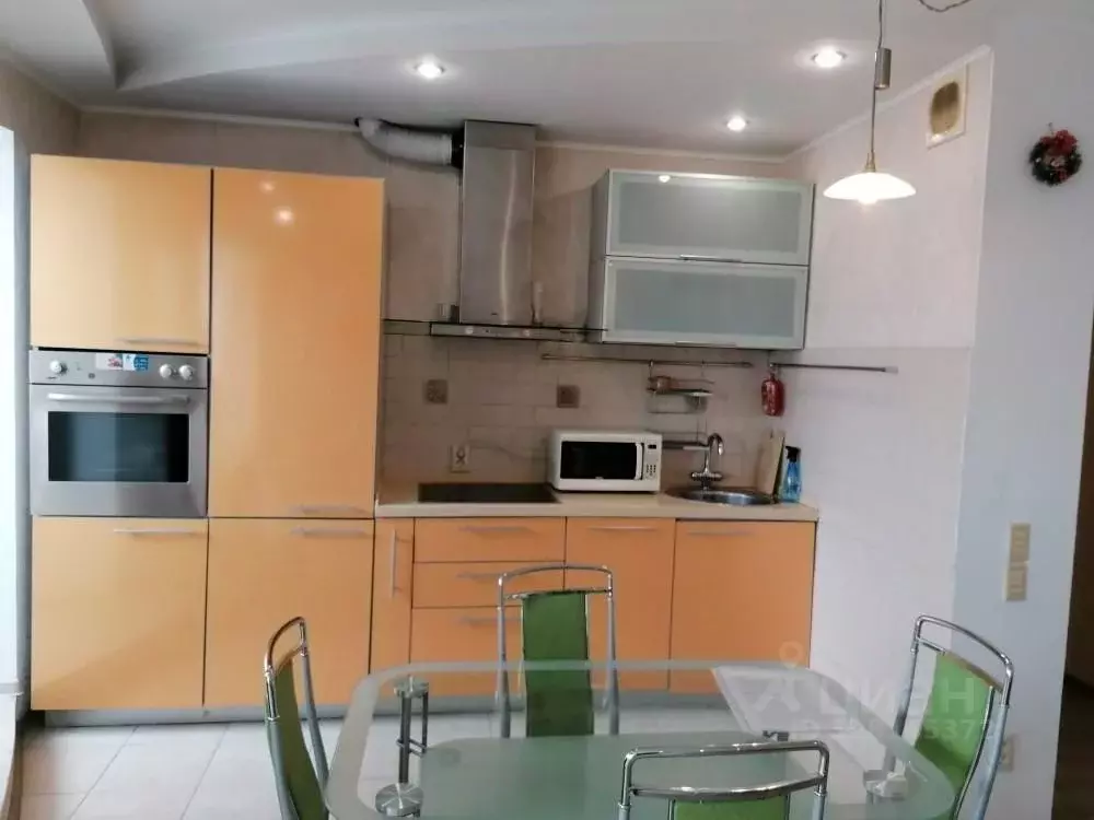 2-к кв. Свердловская область, Екатеринбург ул. Шейнкмана, 124 (58.2 м) - Фото 2