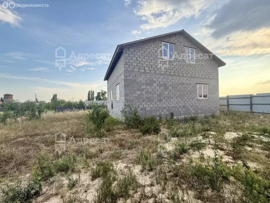Дом в Волгоград, улица Зенитчиков (88.2 м) - Фото 0