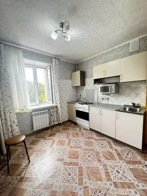 2-к кв. Московская область, Чехов ул. Чехова, 73 (48.0 м) - Фото 0