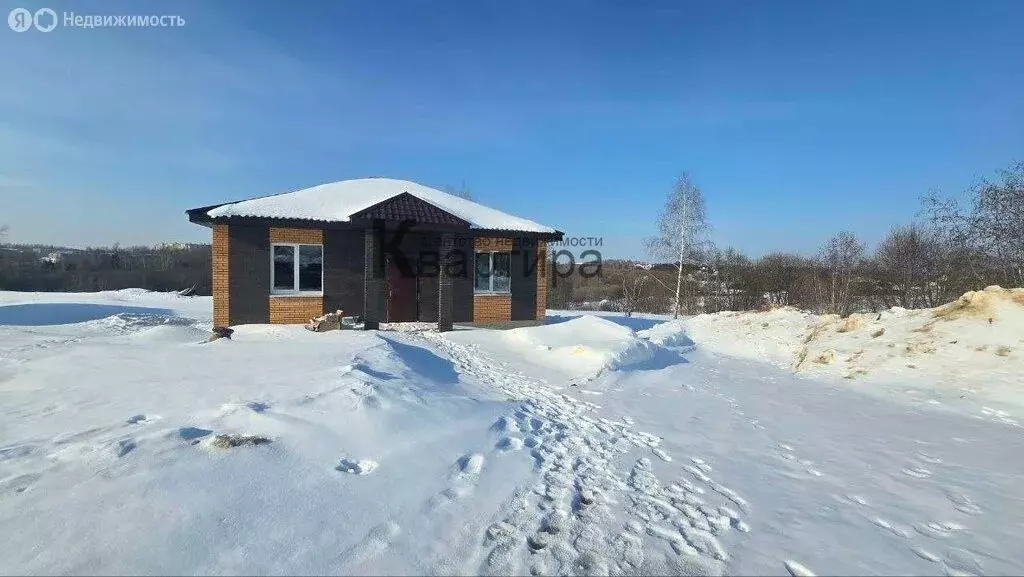 Дом в Смоленский муниципальный округ, деревня Быльники (100 м) - Фото 1