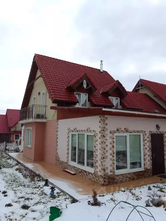 Таунхаус в Красноярский край, Красноярск городской округ, пос. ... - Фото 1