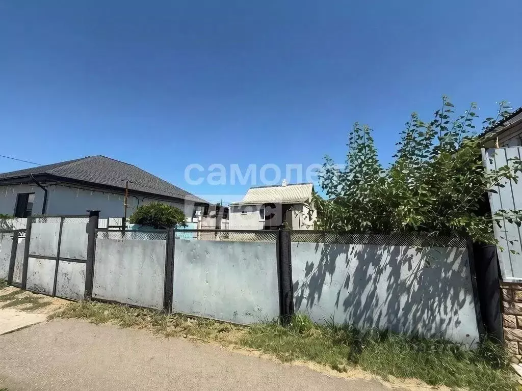 Дом в Краснодарский край, Темрюк ул. Карла Маркса, 13А (25 м) - Фото 1
