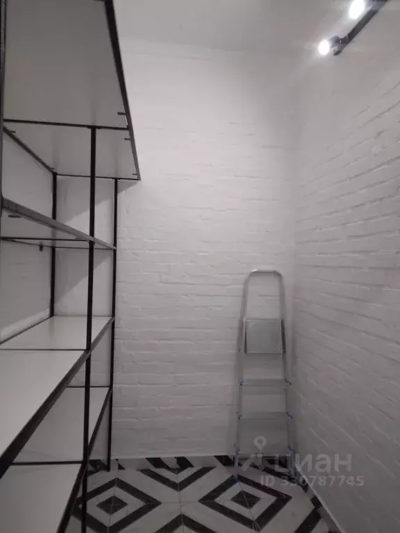 Гараж в Краснодарский край, Краснодар ул. Имени Героя Дангириева, 4к1 ... - Фото 1
