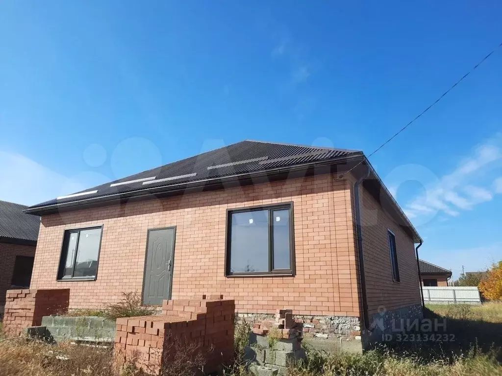 Дом в Краснодарский край, Гулькевичи Таманская ул. (140 м) - Фото 2