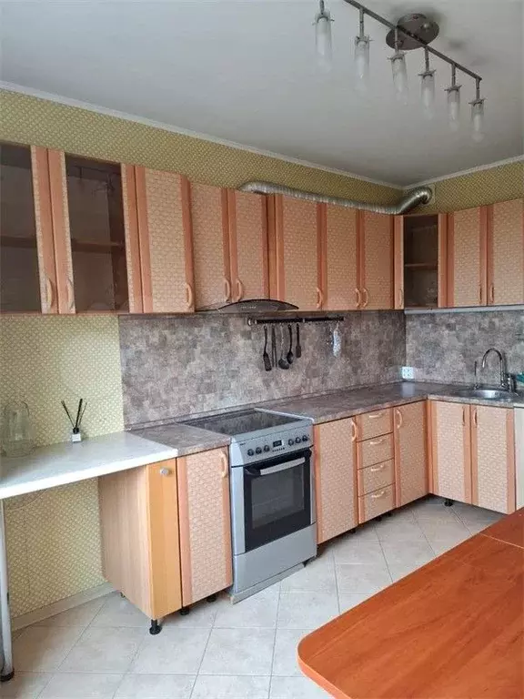1-к. квартира, 46 м, 5/17 эт. - Фото 0