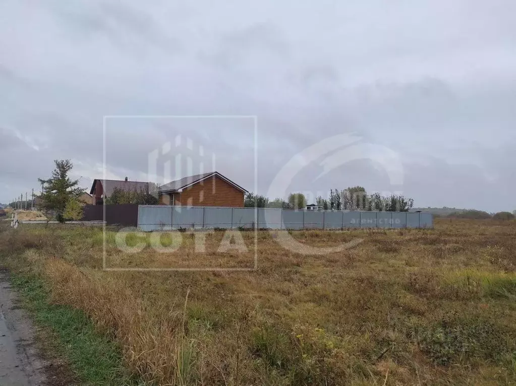 Участок в Воронежская область, с. Новая Усмань ул. Лазурная, 47 (12.0 ... - Фото 0