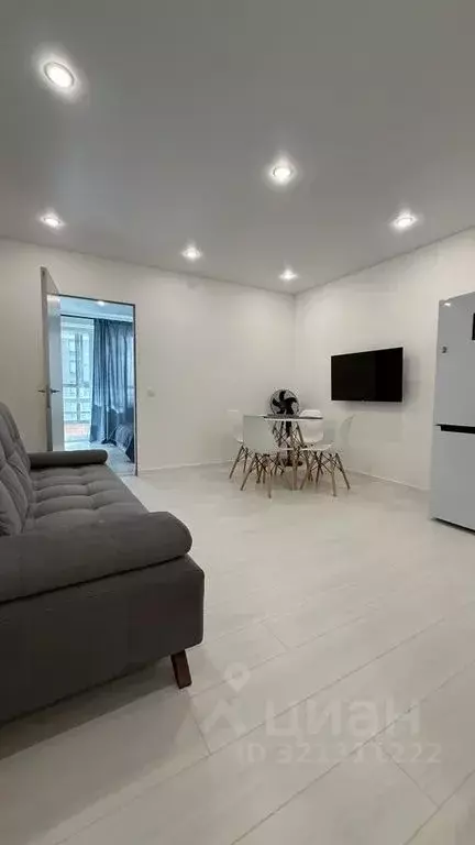 1-к кв. Удмуртия, Ижевск ул. Карла Маркса, 120к2 (42.0 м) - Фото 1