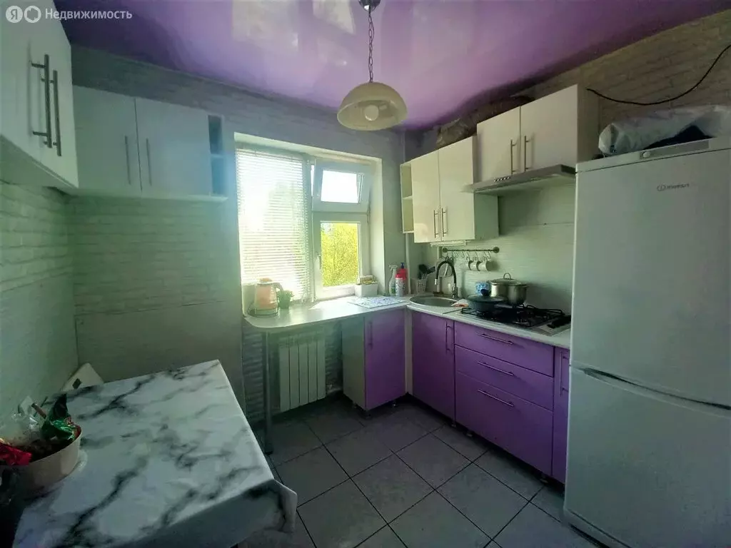 3-комнатная квартира: Ейск, улица Розы Люксембург, 179 (52 м) - Фото 1