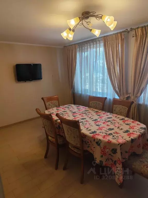 3-к кв. Крым, Симферопольский район, Молодежное пгт ул. Крымская, 13 ... - Фото 1